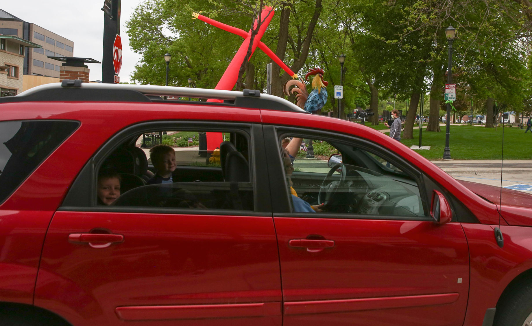 Downtown Mason City Reverse Parade (2).jpg